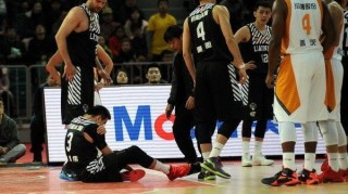 多多28官网- 都灵队长训练中意外受伤，预计将休战两个月