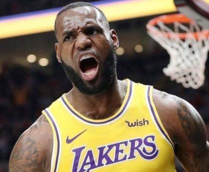 多多28官网- 詹姆斯生涯4万分里程碑，湖人主场盛大庆祝  