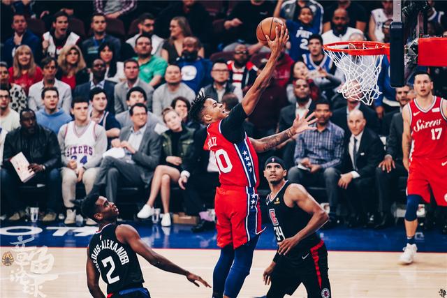 恩比德统治攻防两端七六人横扫篮网  恩比德统治攻防两端七六人横扫篮网