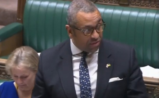  萨勒尼塔纳换帅如换刀，新教练带队逃离降级圈  